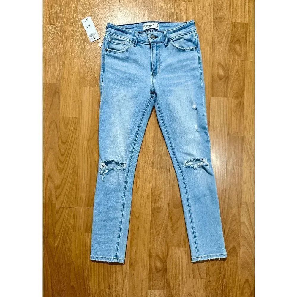 Abercrombie & Fitch Women’s The Super Skinny Mid-Rise Distressed Jeans Blue